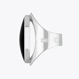 18ct White Gold Whitby Jet Hallmark Large Oval Ring
