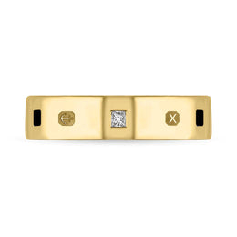 9ct Yellow Gold Whitby Jet 0.12ct Diamond Queen's Jubilee Hallmark Princess Cut 5mm Ring D