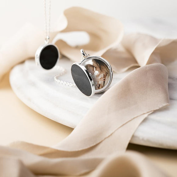 Sterling Silver Whitby Jet Large Round Locket, P3551C.