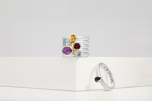 9ct Yellow Gold Sterling Silver Amethyst Stepping Stones 6x8mm Oval Bezel Set Ring