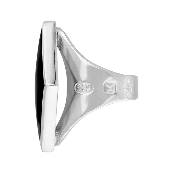 Sterling Silver Whitby Jet Queen's Jubilee Hallmark Medium Rhombus Ring D
